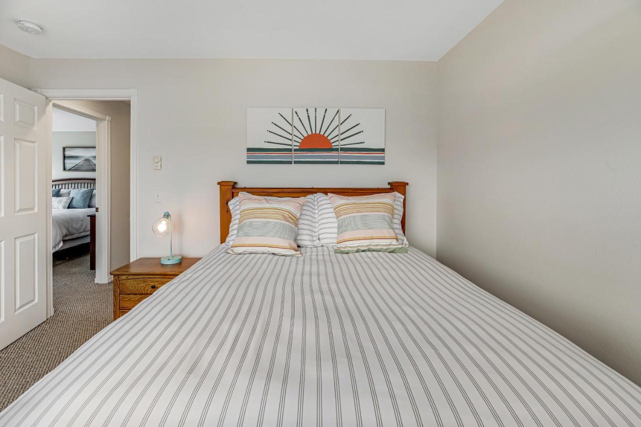 Once Upon A Tide Apartamento Westport Exterior foto